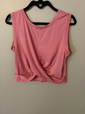 Women’s Pink Twist-Front Sleeveless crop Top